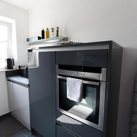 Smartfewo - Penthouse - Bbq - Balkon - Parkplatz *