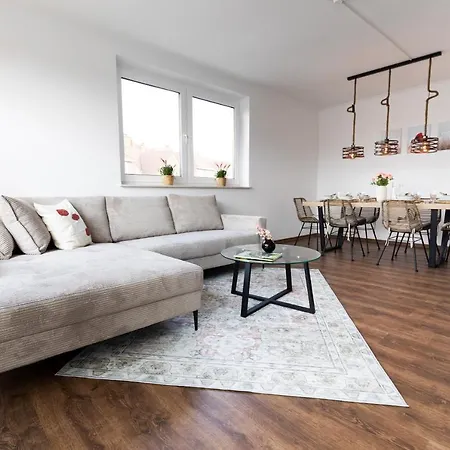 Smartfewo - Penthouse - Bbq - Balkon - Parkplatz *