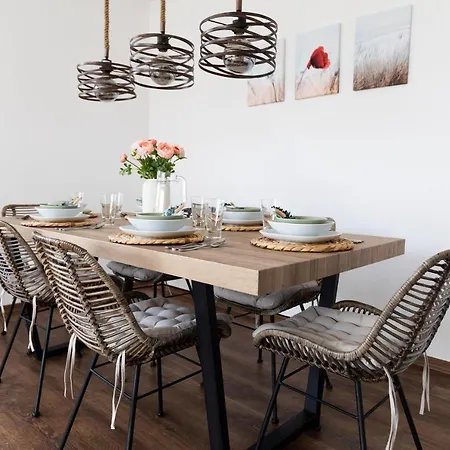 Smartfewo - Penthouse - Bbq - Balkon - Parkplatz