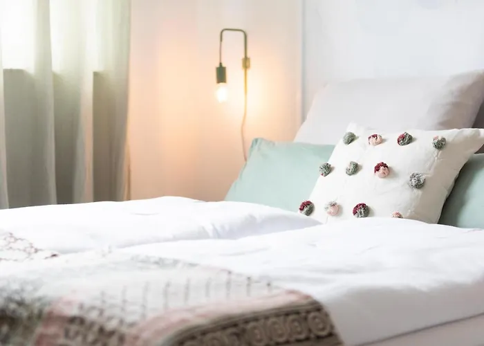 Апартаменты Smartfewo - Penthouse - Bbq - Balkon - Parkplatz Бад-Цвишенан