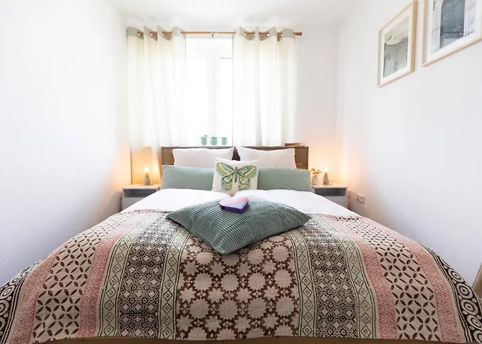 Smartfewo - Penthouse - Bbq - Balkon - Parkplatz *