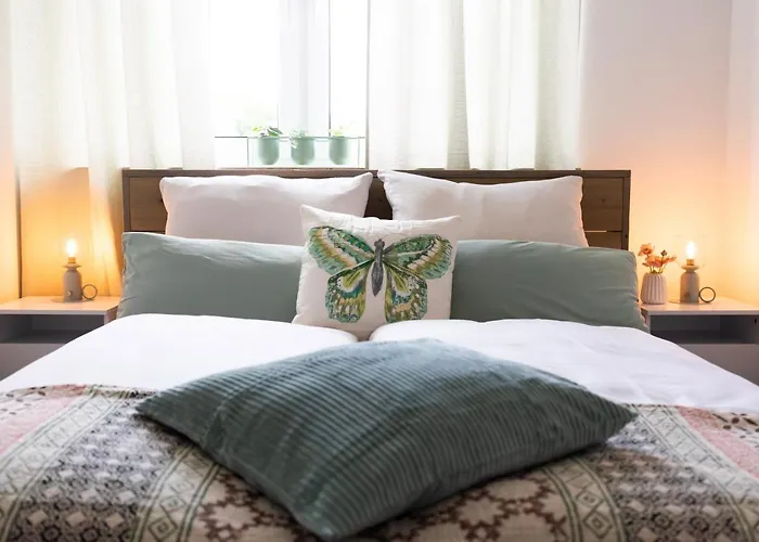 Апартаменты Smartfewo - Penthouse - Bbq - Balkon - Parkplatz Бад-Цвишенан