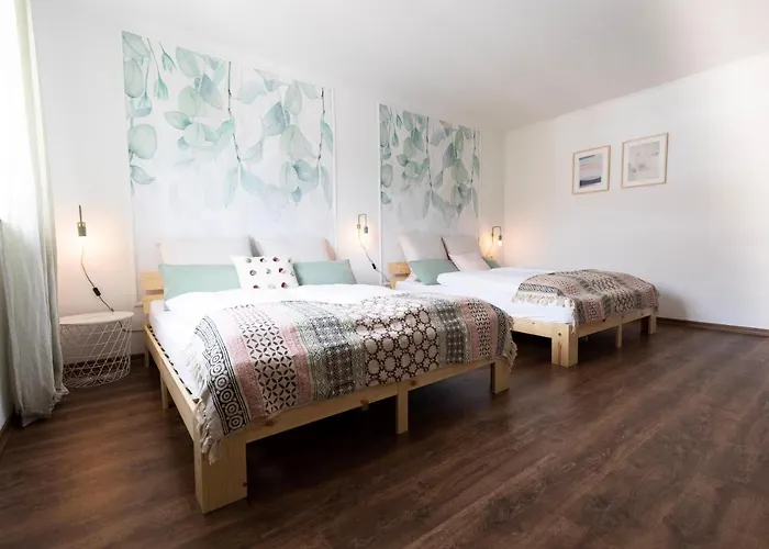 Апартаменты Smartfewo - Penthouse - Bbq - Balkon - Parkplatz Бад-Цвишенан