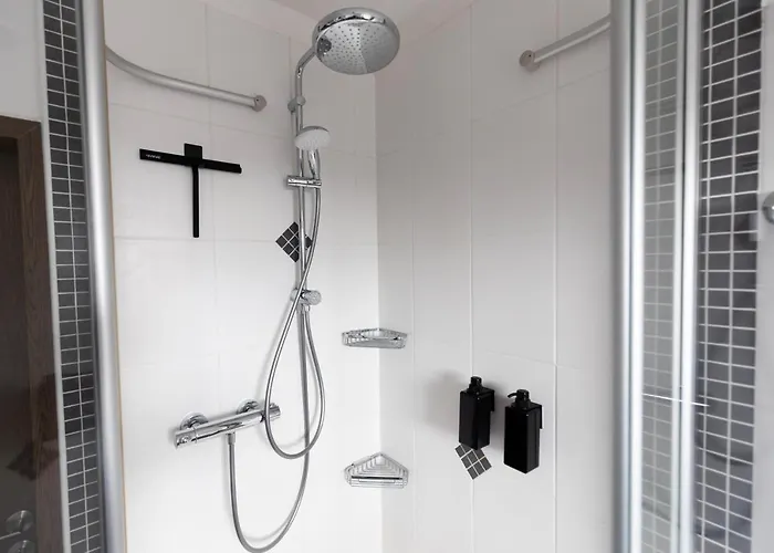 Smartfewo - Penthouse - Bbq - Balkon - Parkplatz